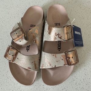 BIRKENSTOCK Women’s Arizona BS, Vintage Metallic Rose Copper, size EU 37, suede